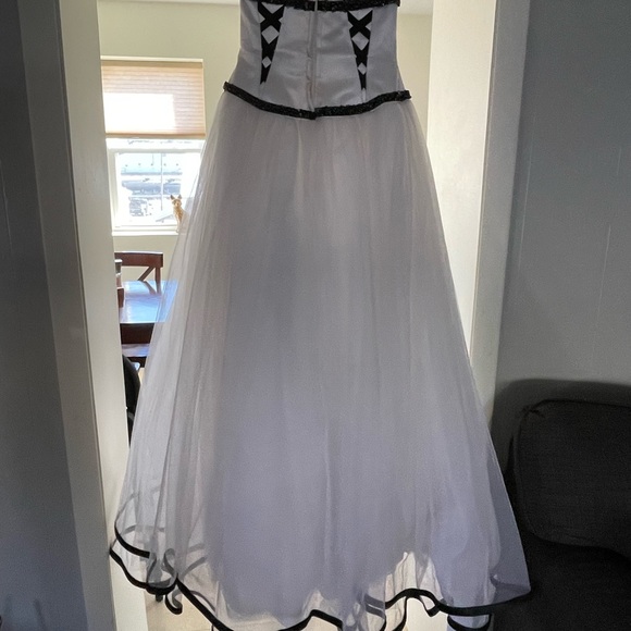 Prom Dress - Picture 3 of 7